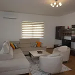 Villa 6