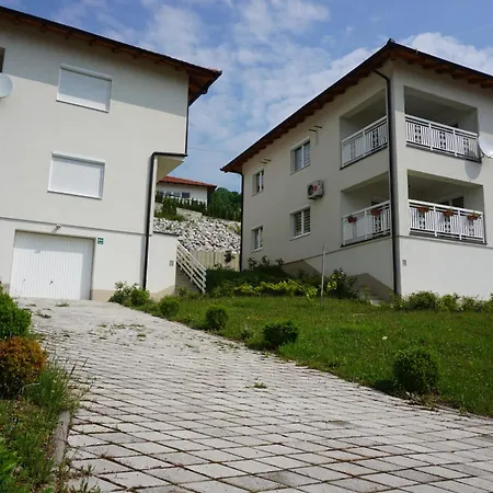 Villa 6