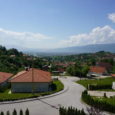 Villa 6 *